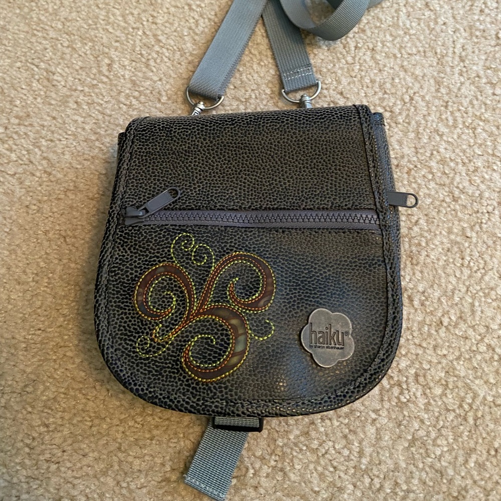 Haiku gray bag